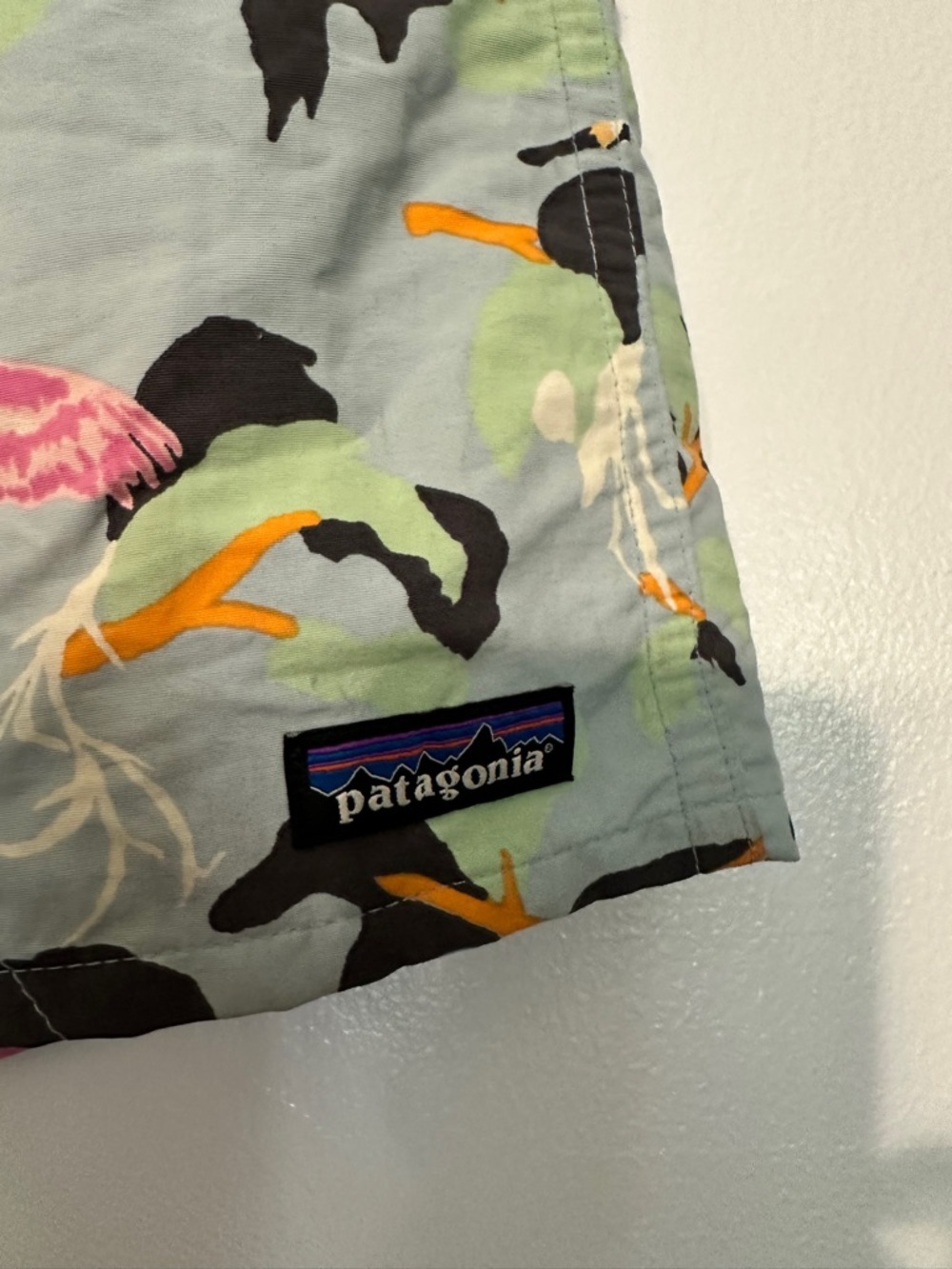 Patagonia Baggies Men’s Swim Shorts Blue Green Spoonbill Bird Print Lined Large - Picture 4 of 7